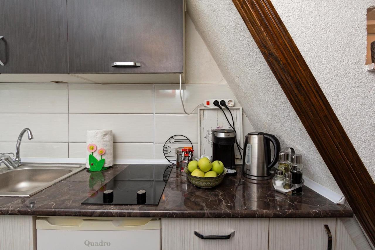 Ines Apartments Охрид Екстериор снимка