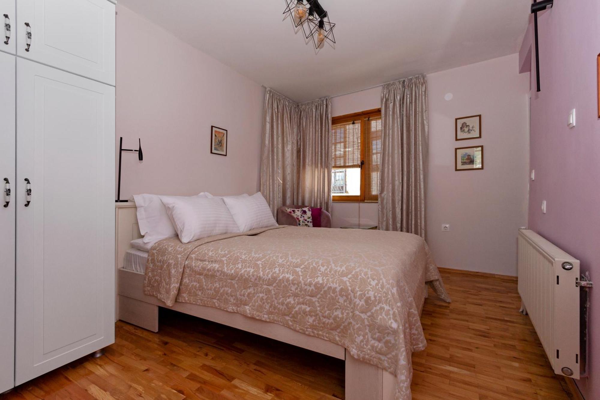 Ines Apartments Охрид Екстериор снимка