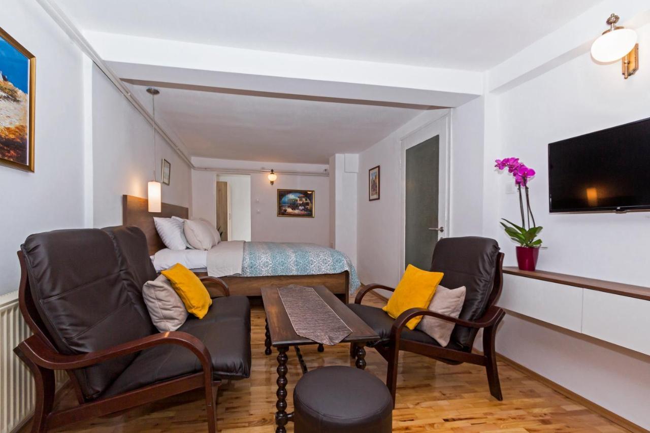 Ines Apartments Охрид Екстериор снимка