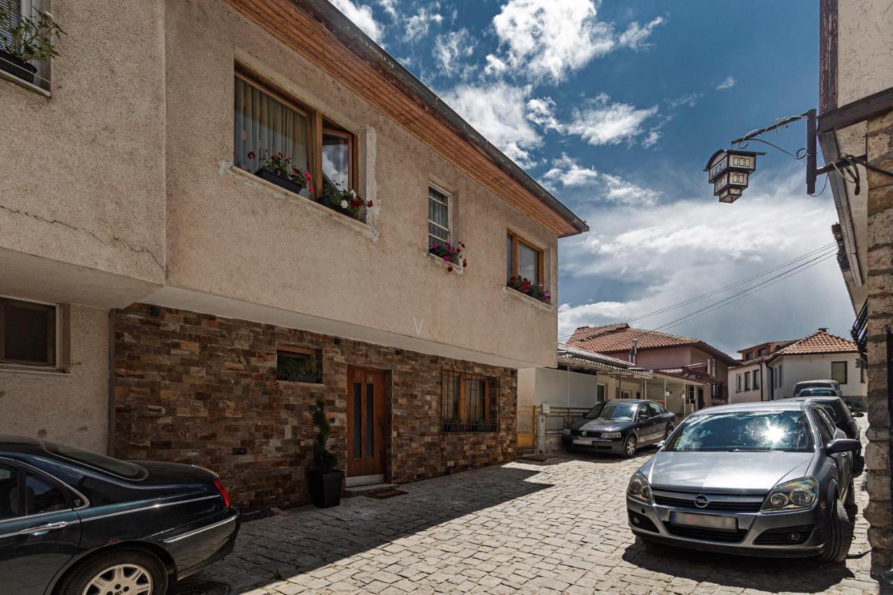 Ines Apartments Охрид Екстериор снимка